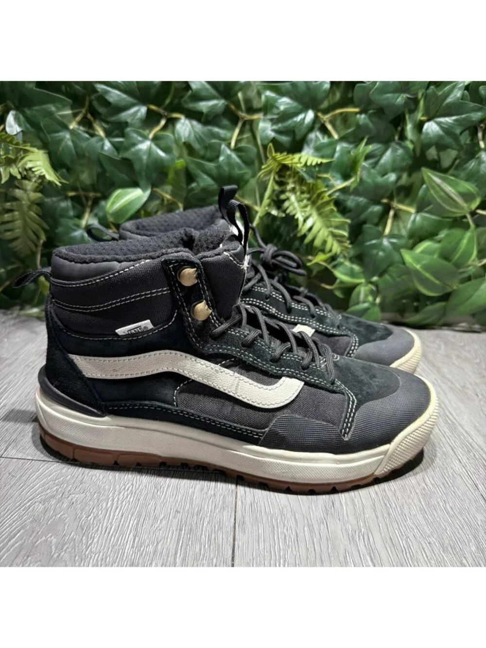 VANS UltraRange Shoes Exo Hi MTE Hiking Boot All Terrain Heiq Eco Dry M 7 W8.5